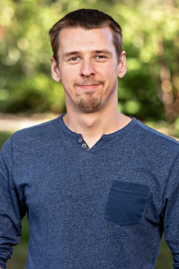 Smiling headshot of Jacob Hirschi 
