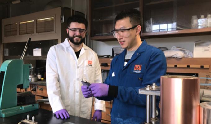Researchers in David Ji's lab